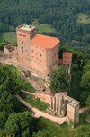 Internationaler Minnesänger-Wettstreit auf Burg Trifels